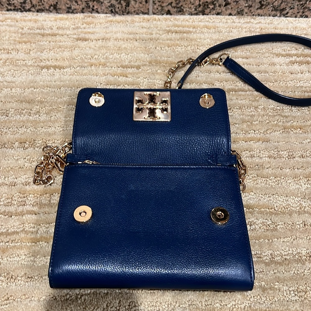 Tory Burch Crossbody - Picture 4 of 7